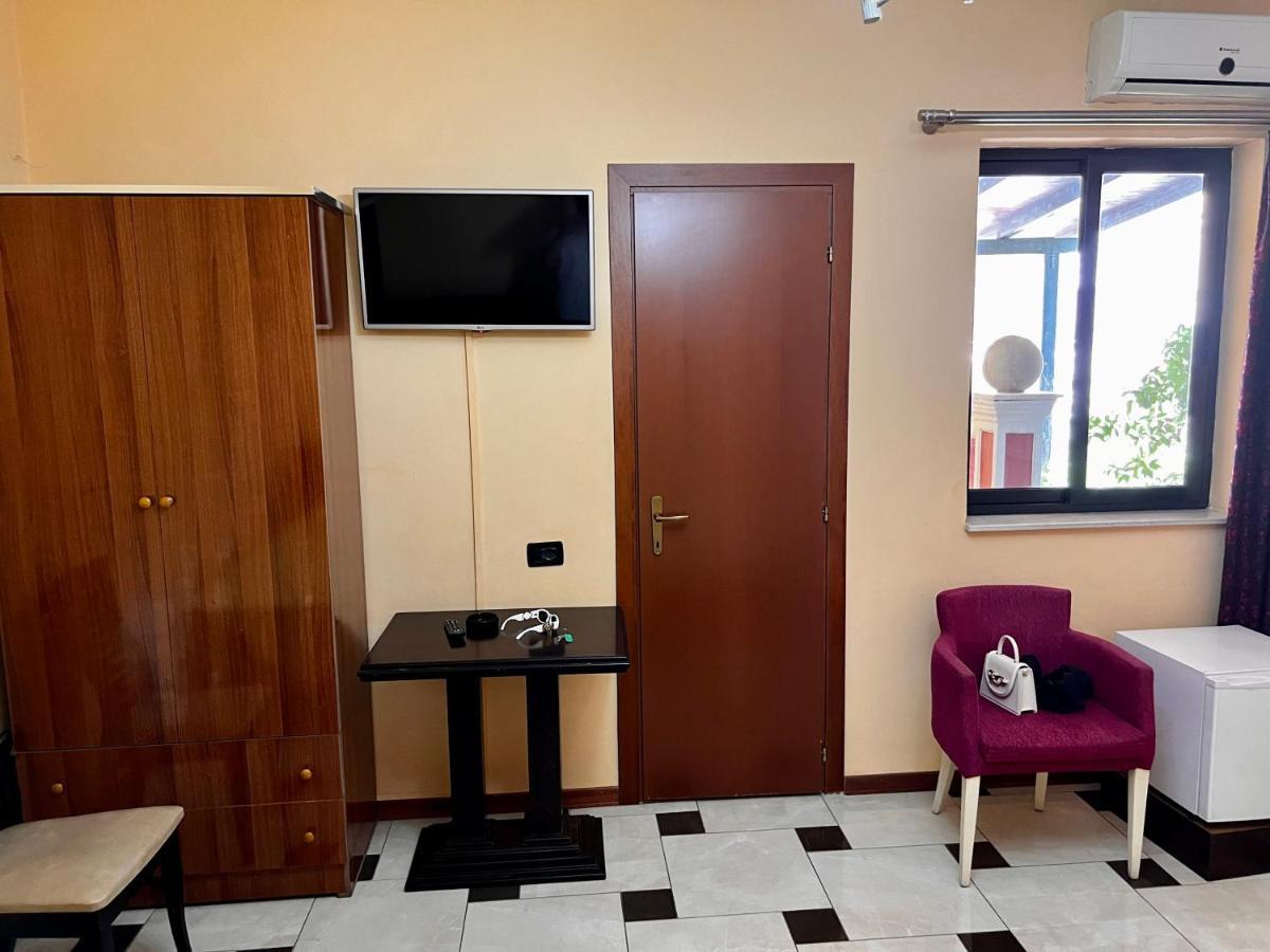 Hotel Vila 15 Τίρανα Εξωτερικό φωτογραφία